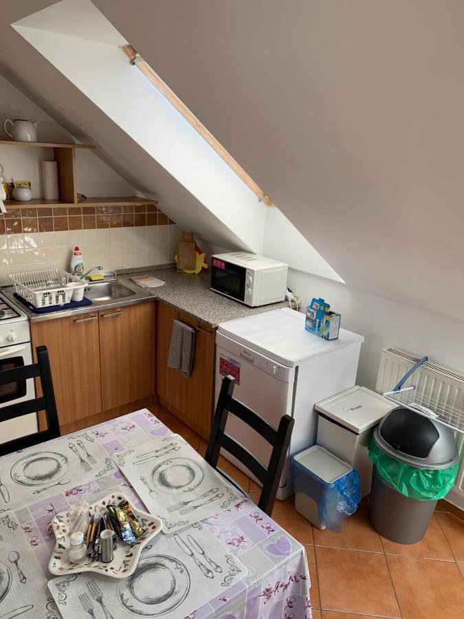 Apartments Biely Kostol Eksteriør billede