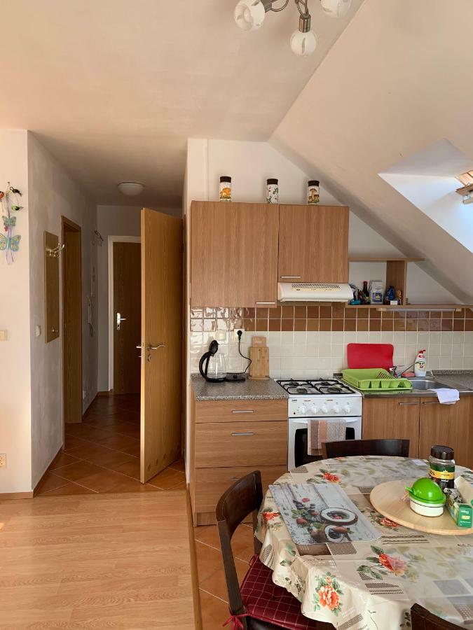 Apartments Biely Kostol Eksteriør billede